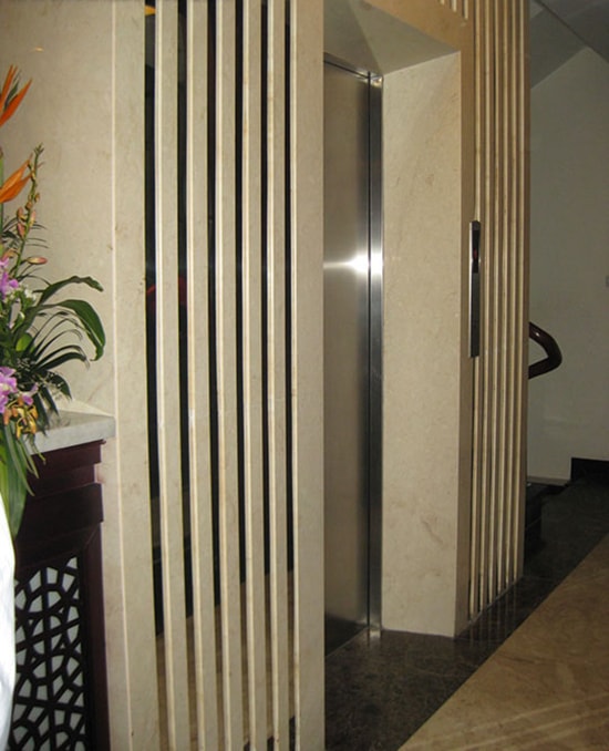 cua tang khung bao nf