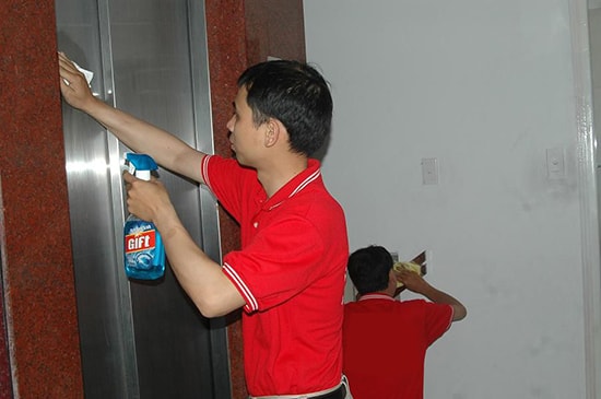 ve sinh thang may vao mua mua